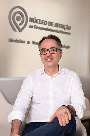 Dr. Marcionilo Laranjeiras - Médico Psiquiatra e Clínico Geral